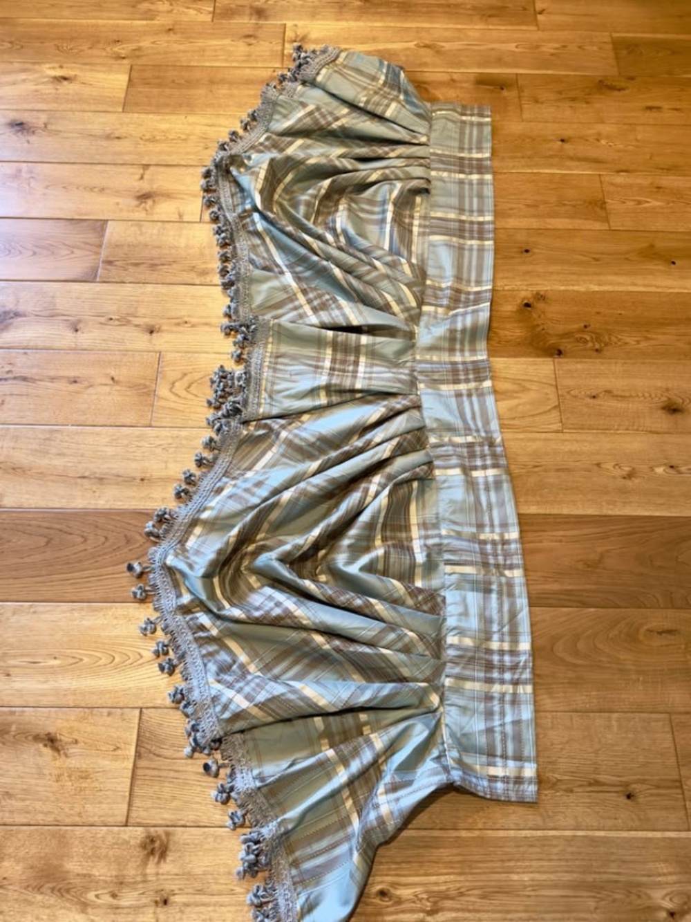 Vintage JCPenny Home Teal & Brown Heavy Pleated Tartan Valence with Tassels